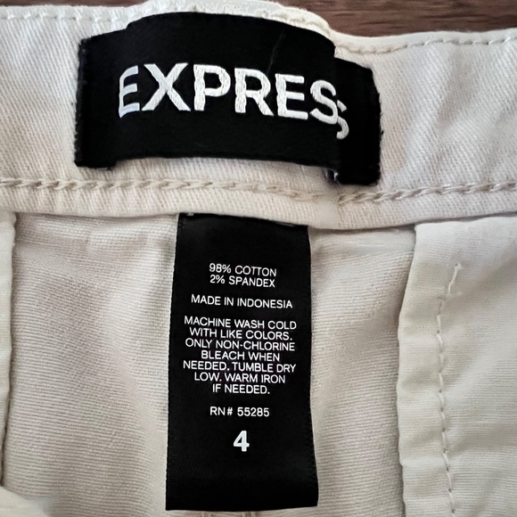 Women's Express Shorts Sz 4- Light Khaki - Picture 4 of 4